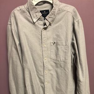 Men’s size large button down American eagle shirt